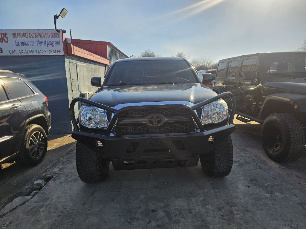 Toyota Tacoma  2011