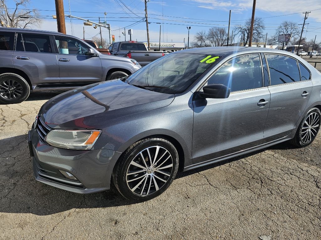 Volkswagen Jetta  2016