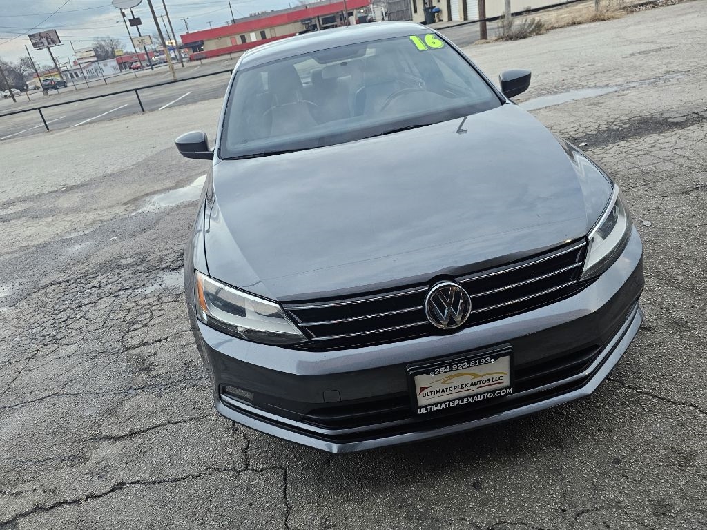 Volkswagen Jetta  2016