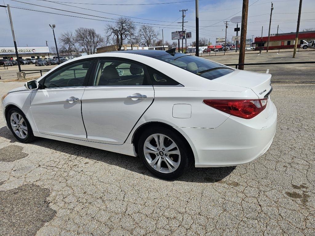 Hyundai Sonata  2012