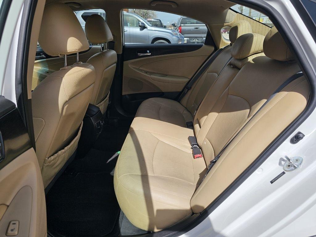 Hyundai Sonata  2012