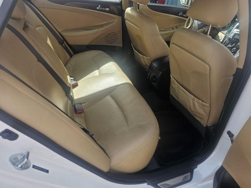 Hyundai Sonata  2012