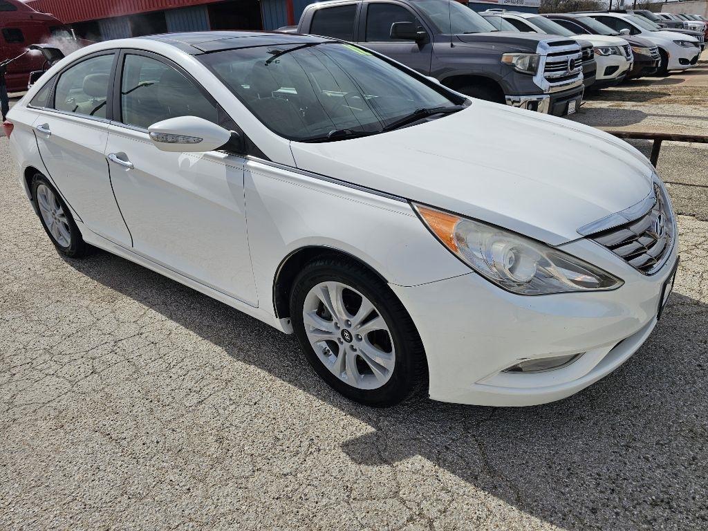 Hyundai Sonata  2012