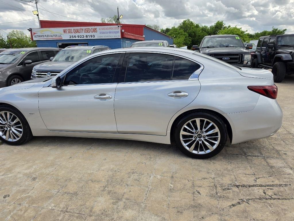 Infiniti Q50  2018