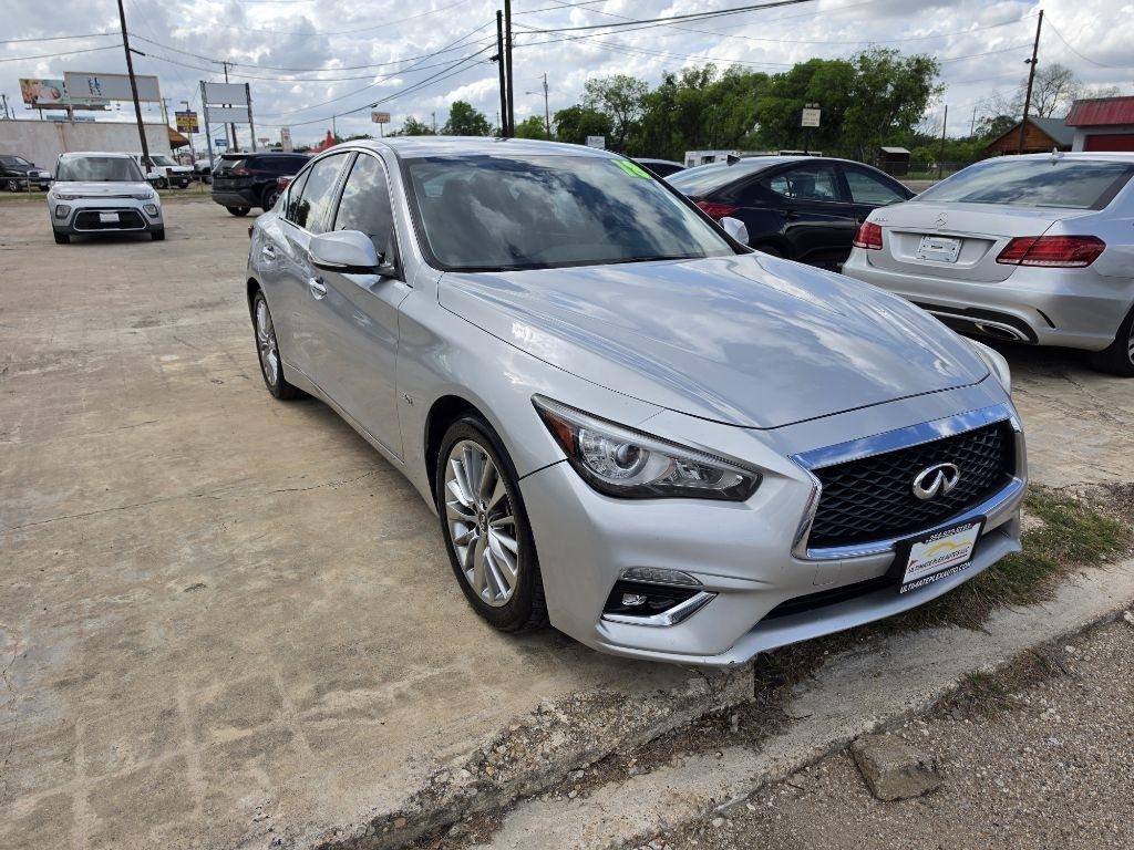 Infiniti Q50  2018