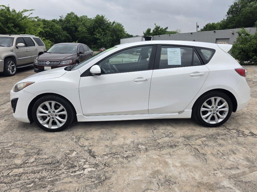 Mazda MAZDA3  2011