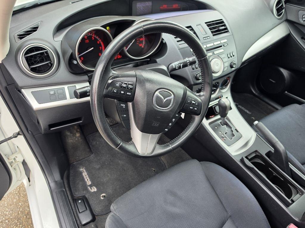 Mazda MAZDA3  2011