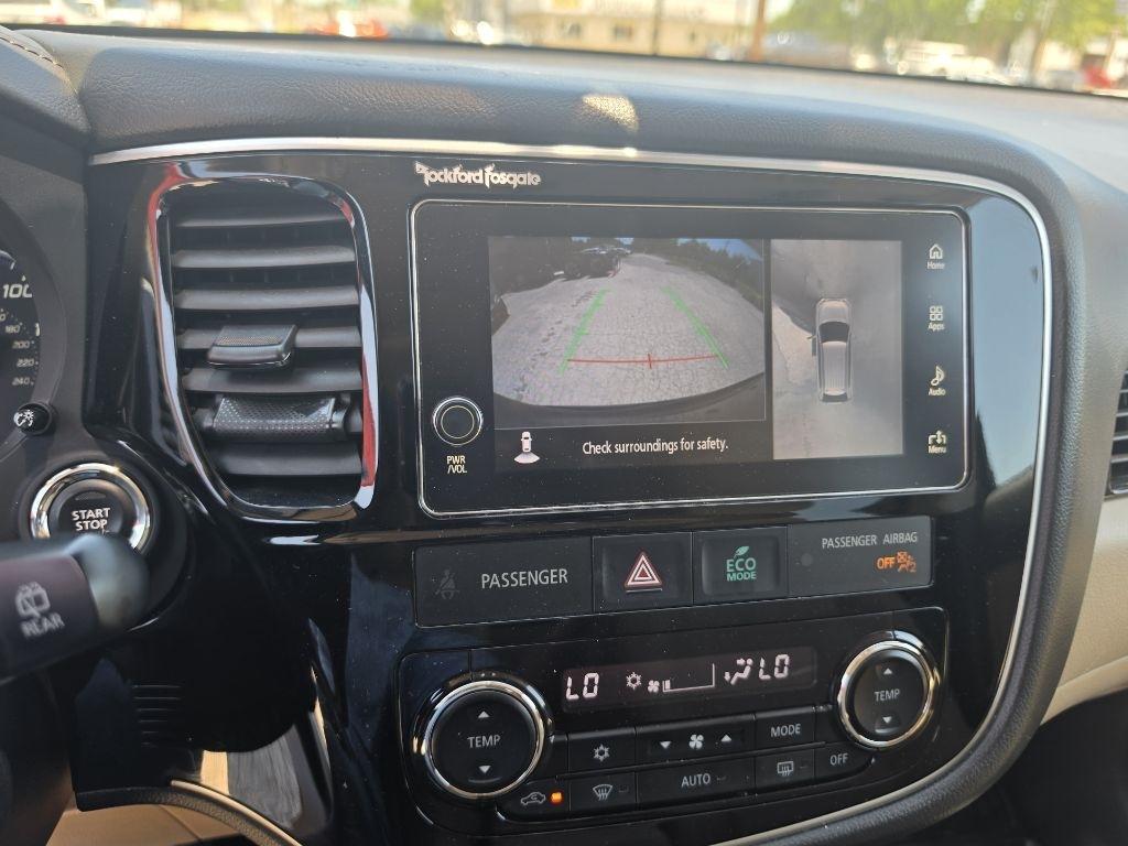 Mitsubishi Outlander  2018