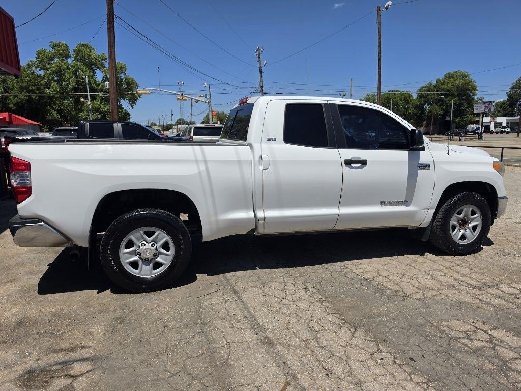 Toyota Tundra  2014