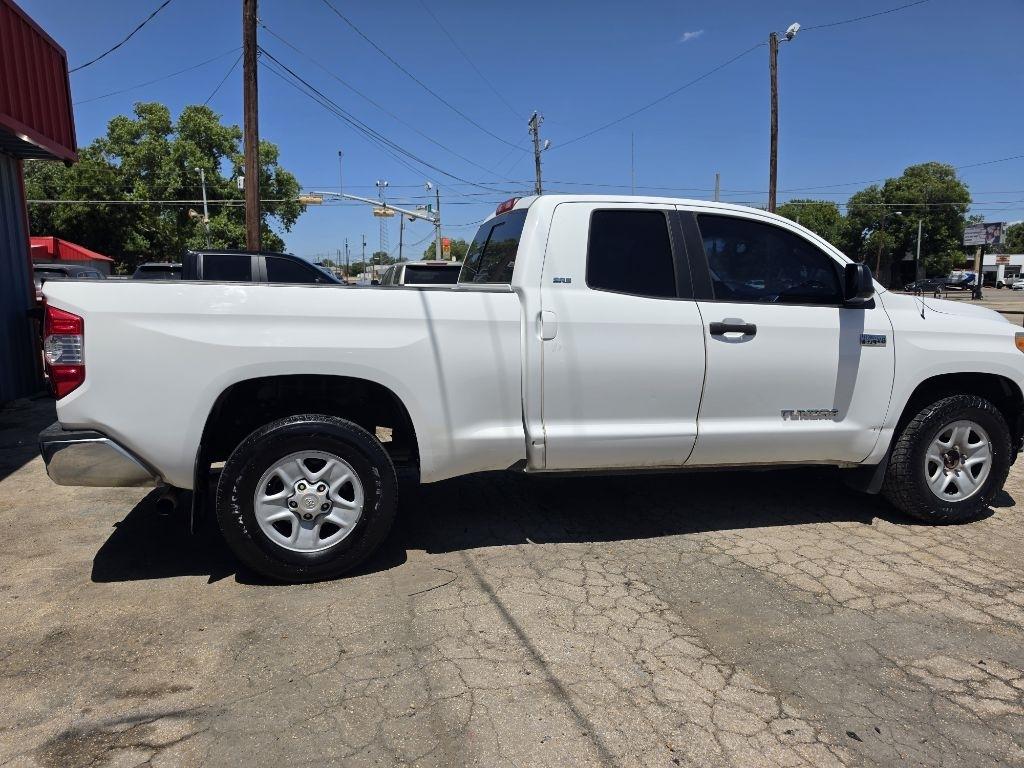 Toyota Tundra  2014