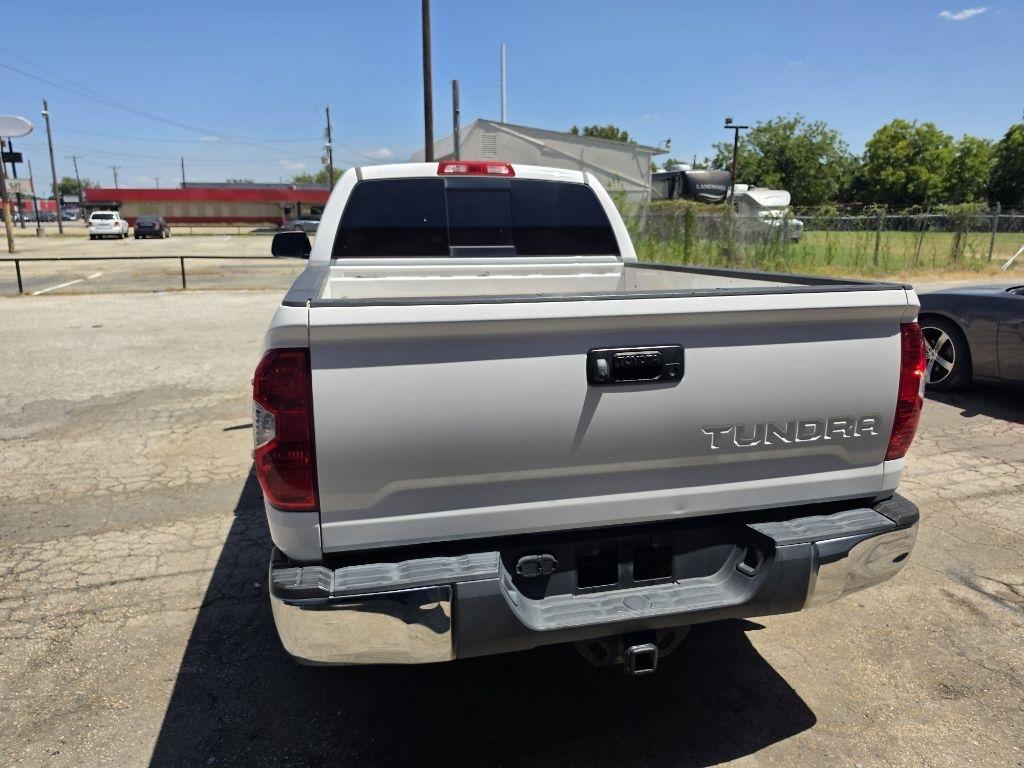 Toyota Tundra  2014
