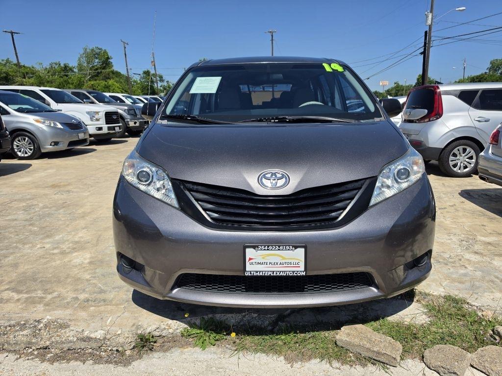 Toyota Sienna  2014
