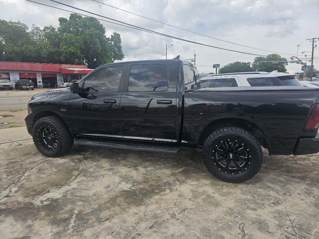 Chevrolet Silverado 1500  2021