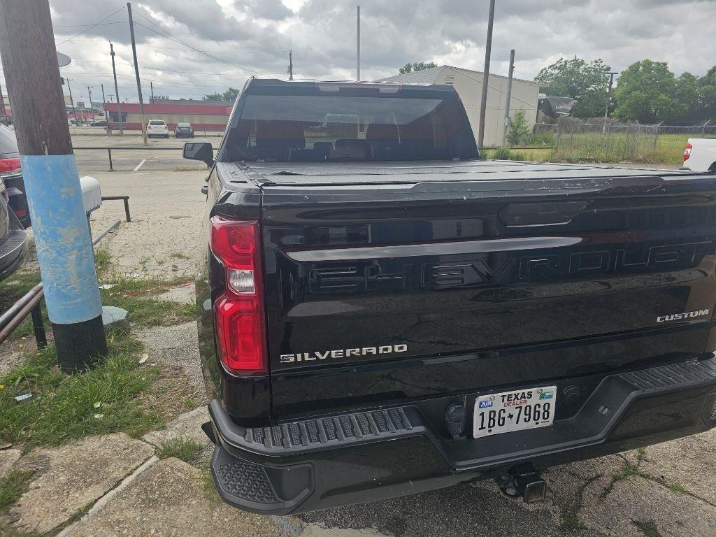 Chevrolet Silverado 1500  2021