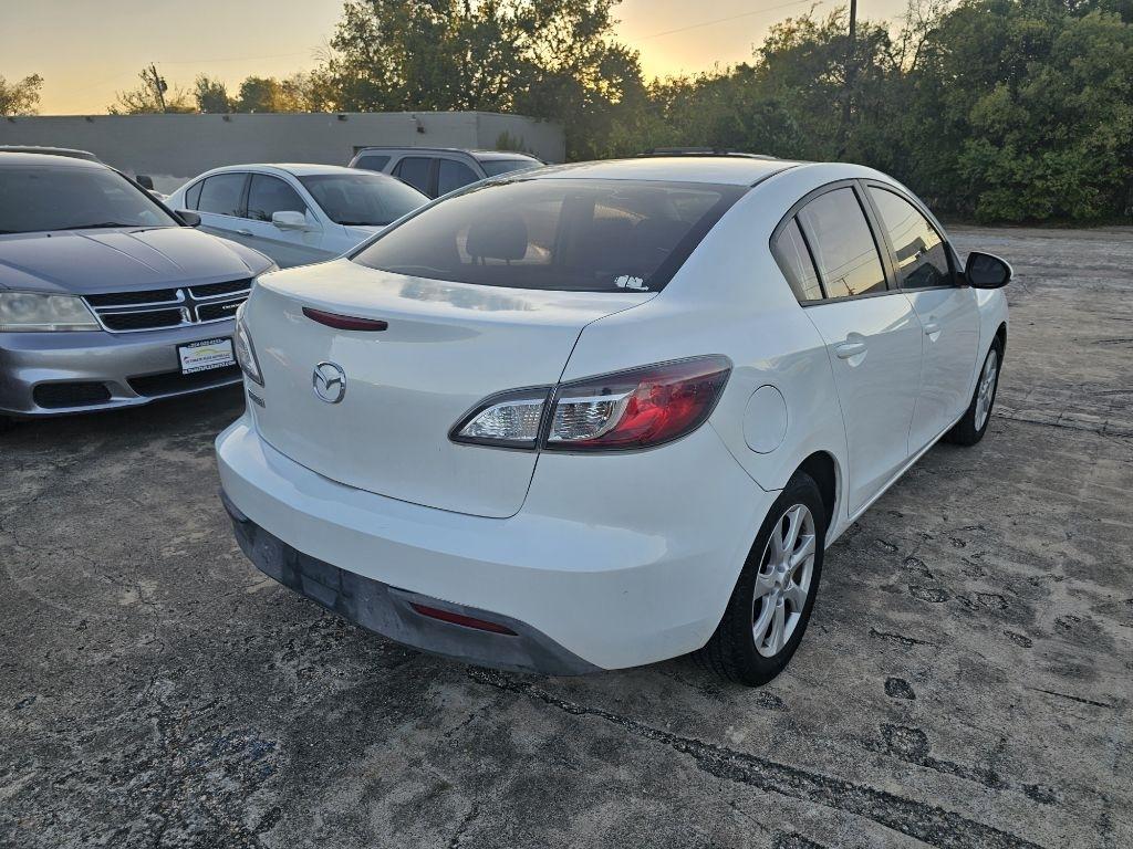 Mazda MAZDA3  2010