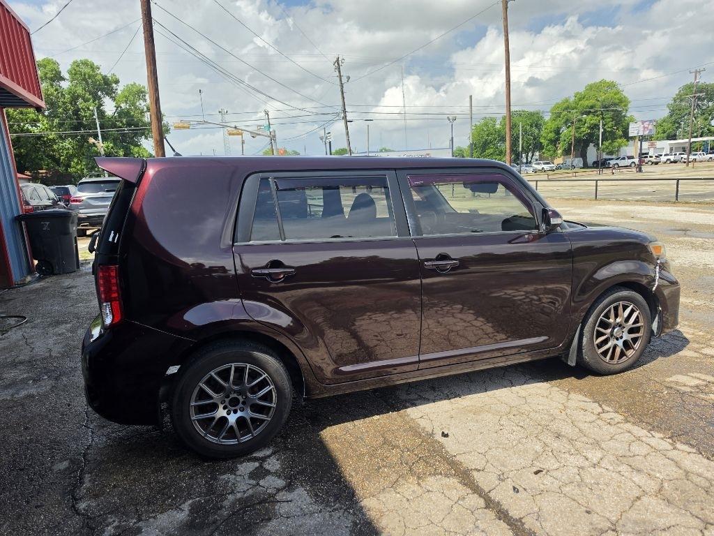 Scion xB  2015