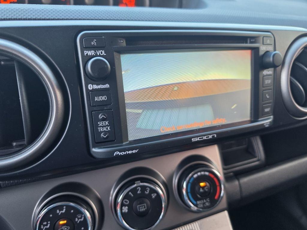 Scion xB  2015