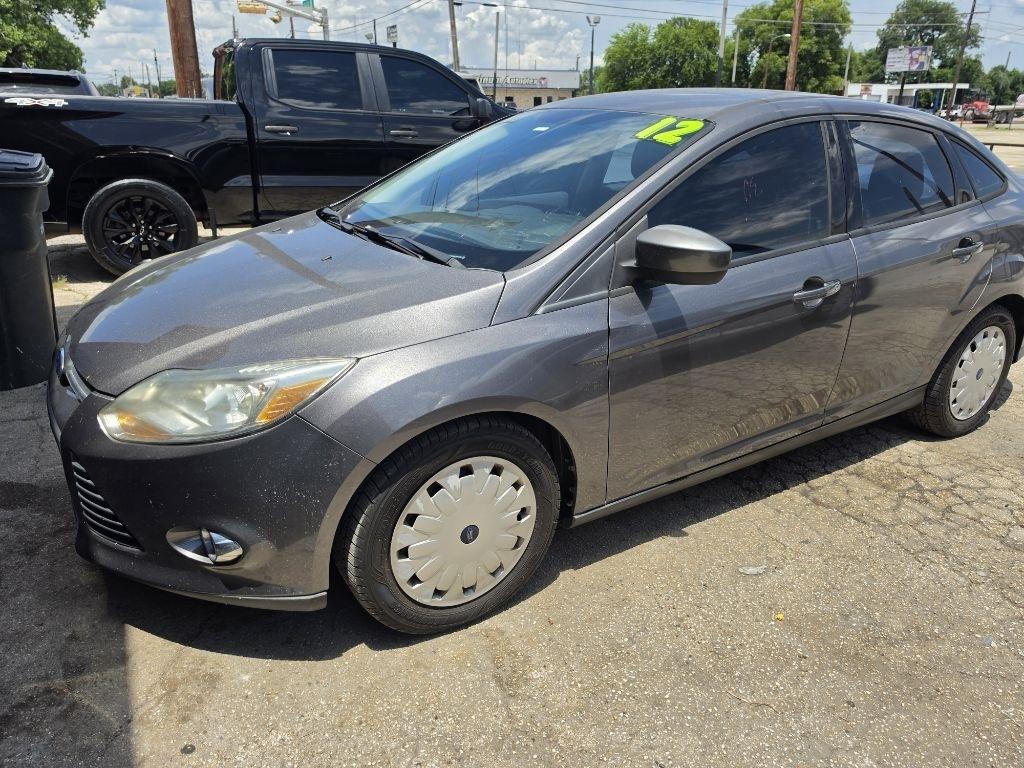 Ford Focus  2012