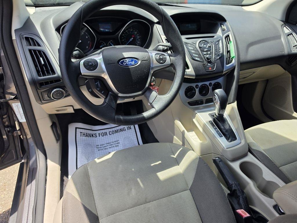 Ford Focus  2012
