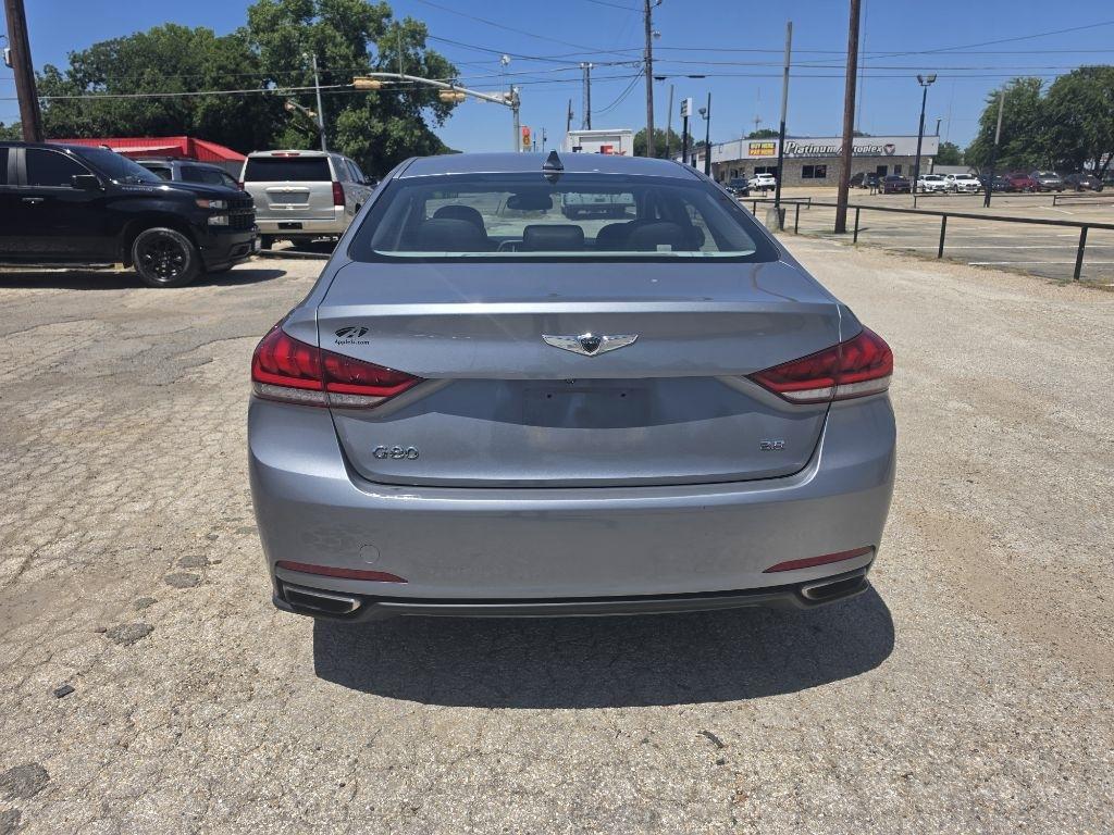 Genesis G80  2017