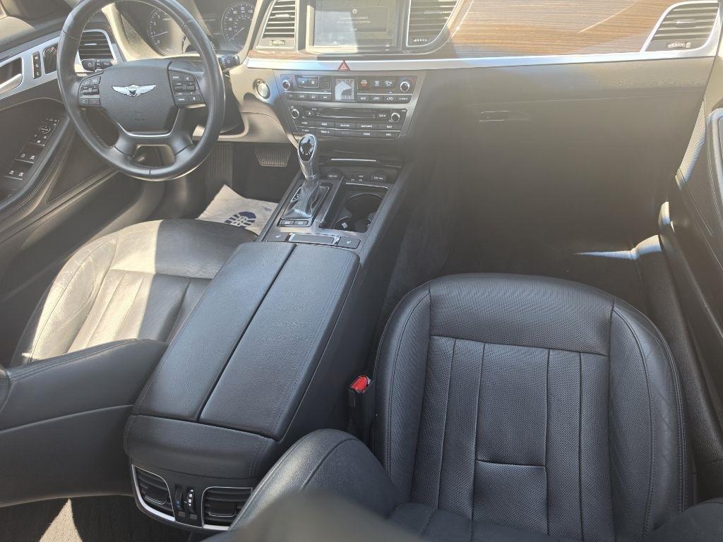 Genesis G80  2017