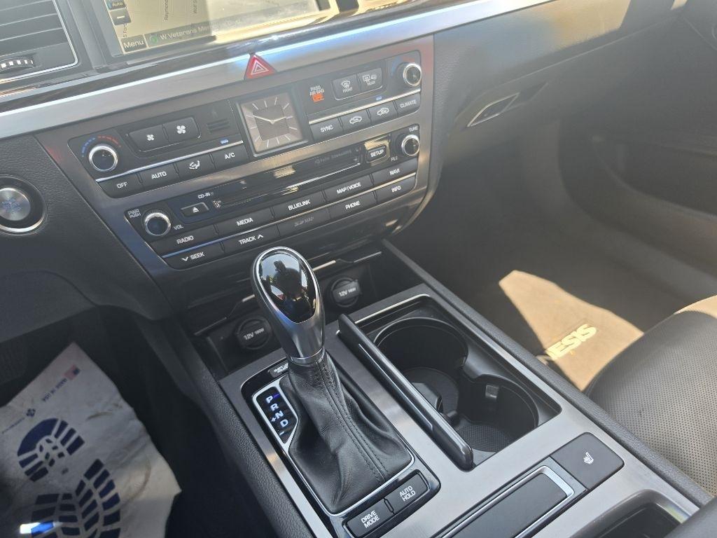 Genesis G80  2017