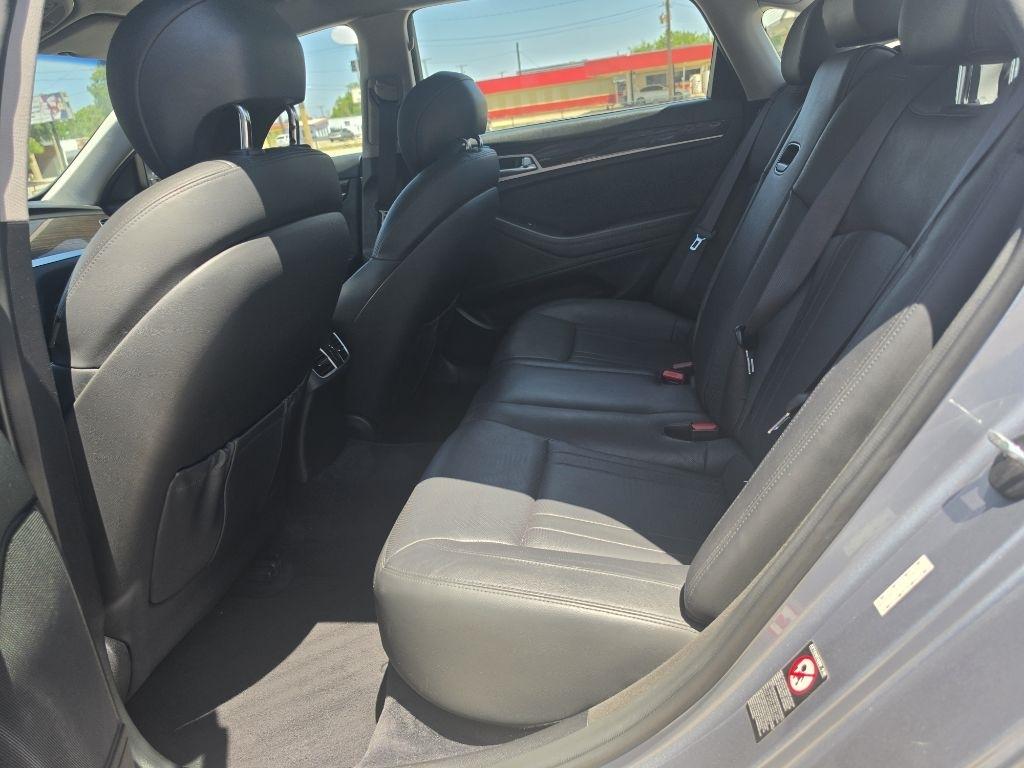 Genesis G80  2017
