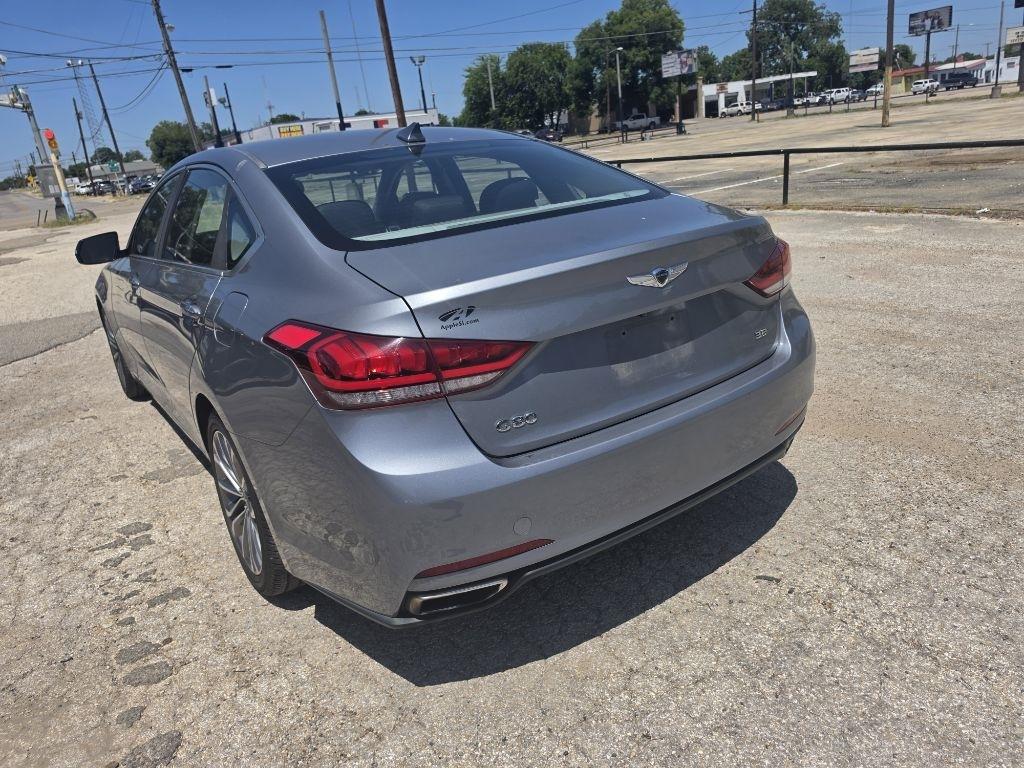 Genesis G80  2017