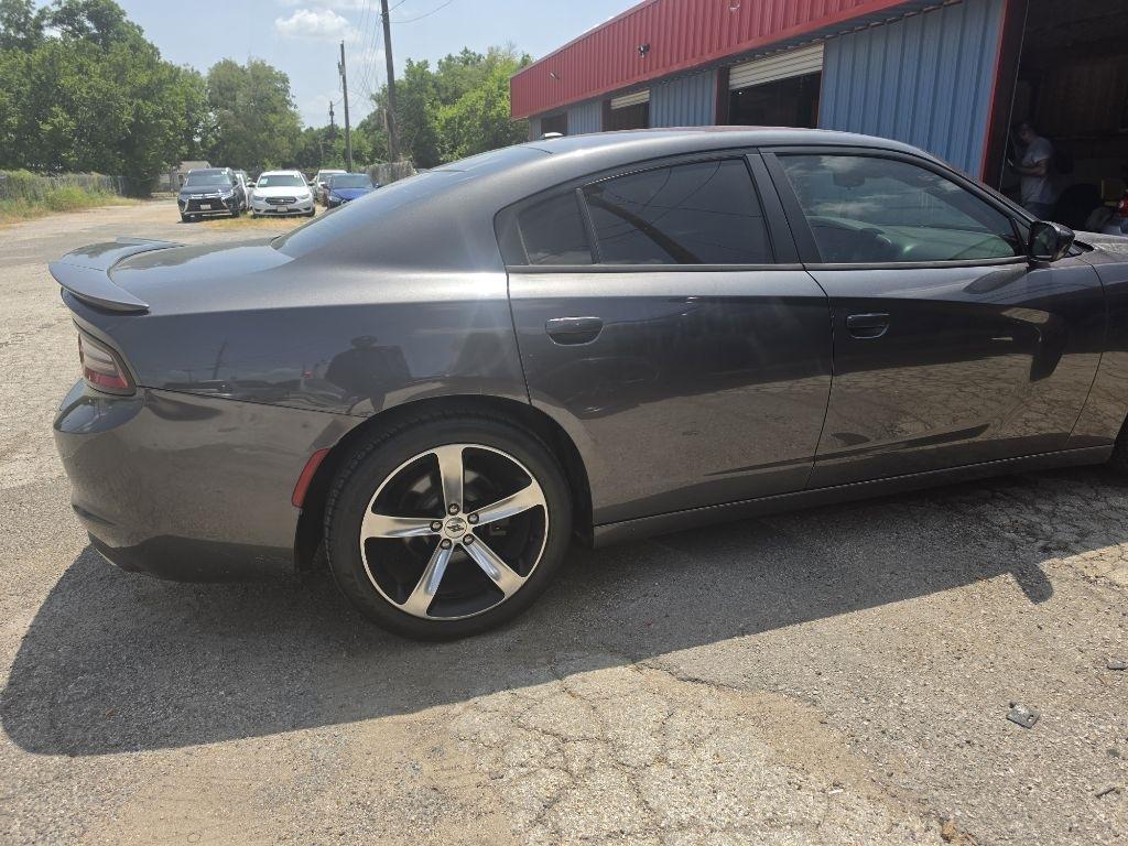 Dodge Charger  2017
