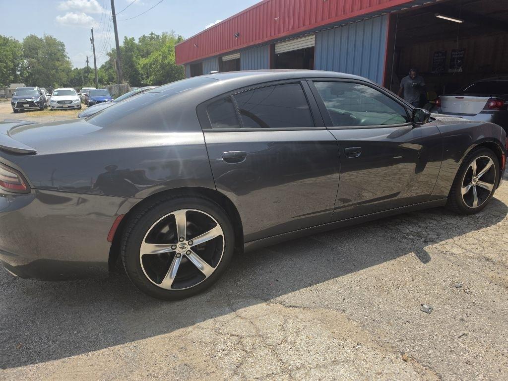 Dodge Charger  2017