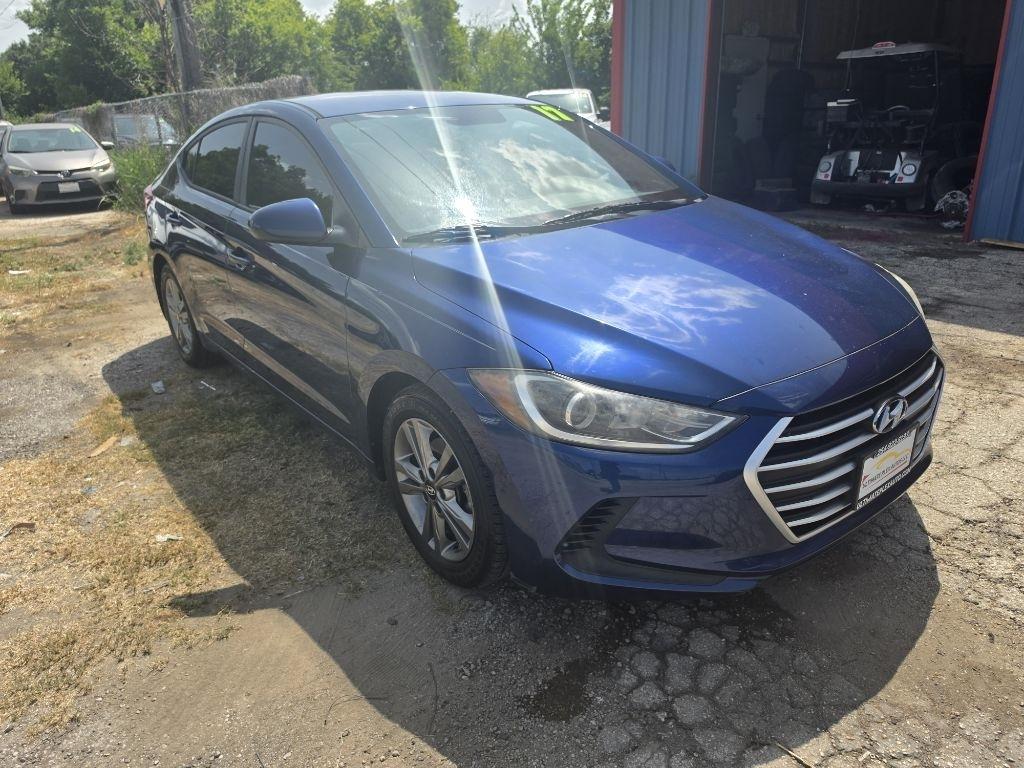 Hyundai Elantra  2017