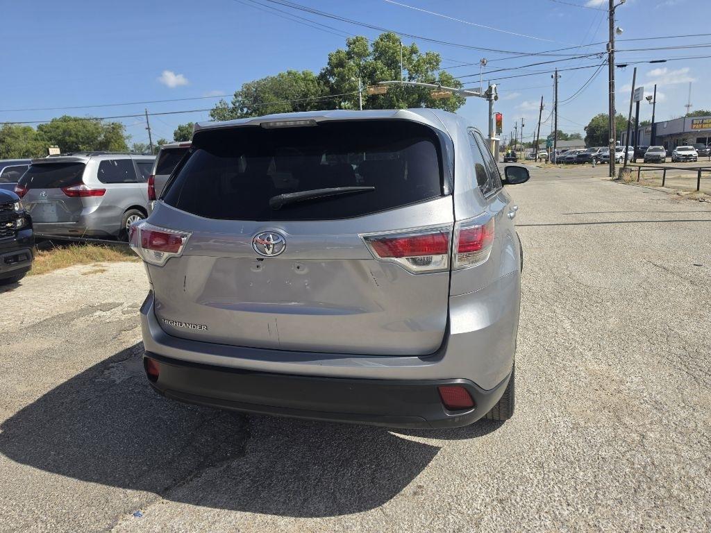 Toyota Highlander  2016