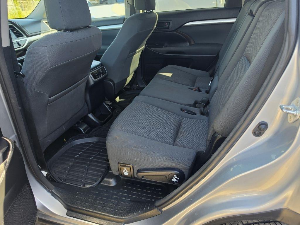 Toyota Highlander  2016
