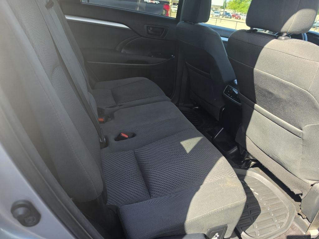 Toyota Highlander  2016