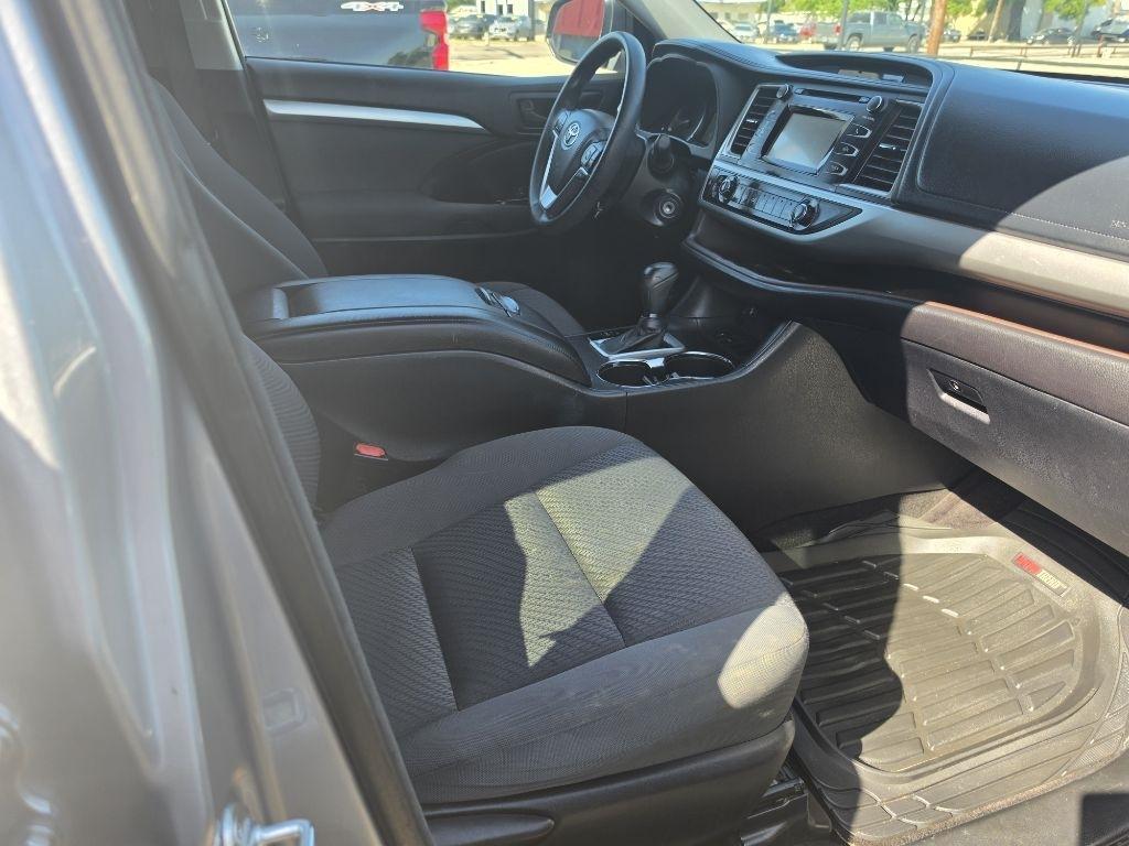Toyota Highlander  2016