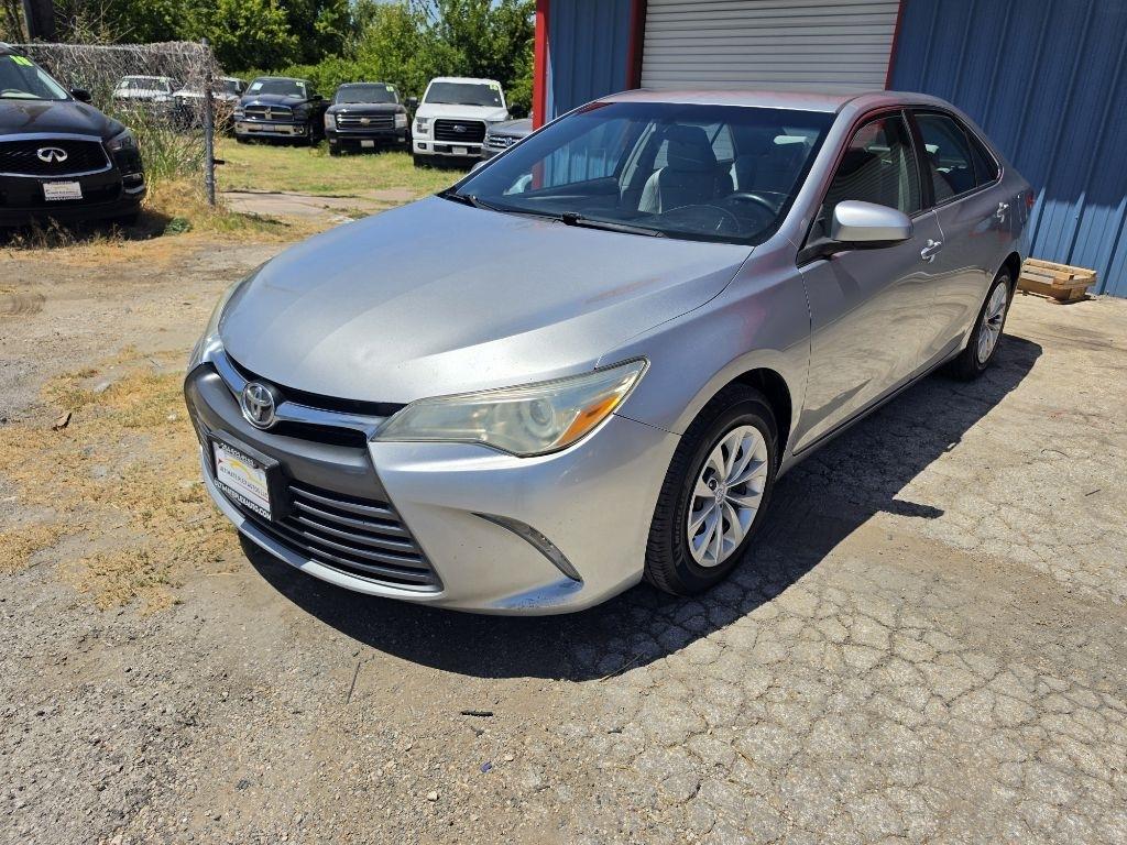 Toyota Camry  2015