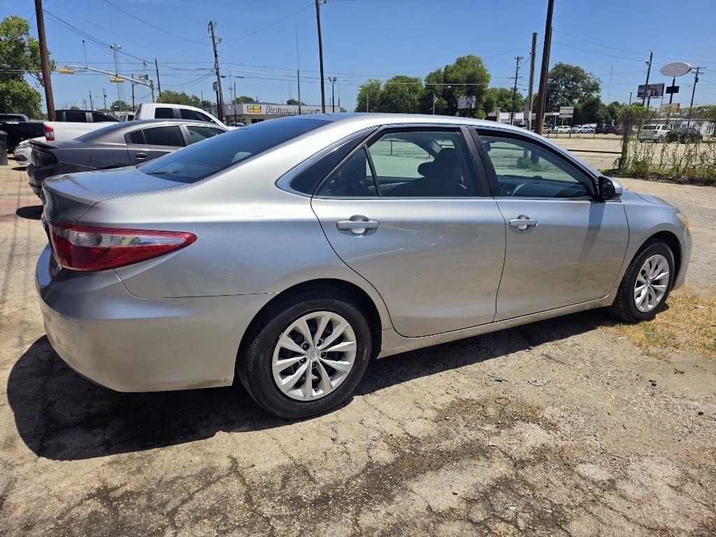 Toyota Camry  2015