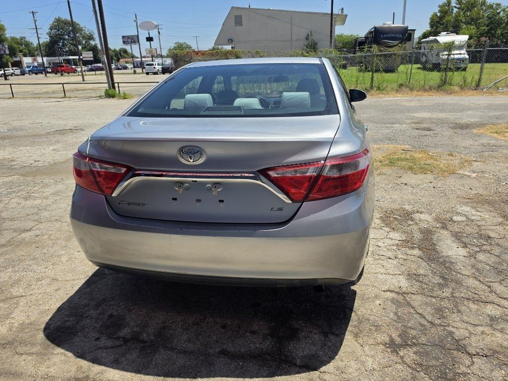 Toyota Camry  2015