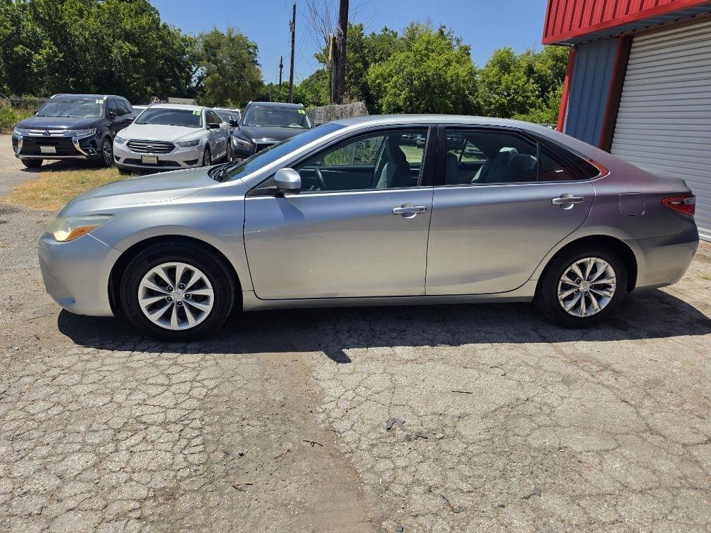Toyota Camry  2015