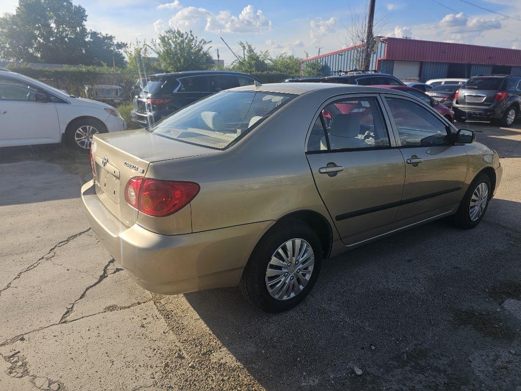 Toyota Corolla  2004