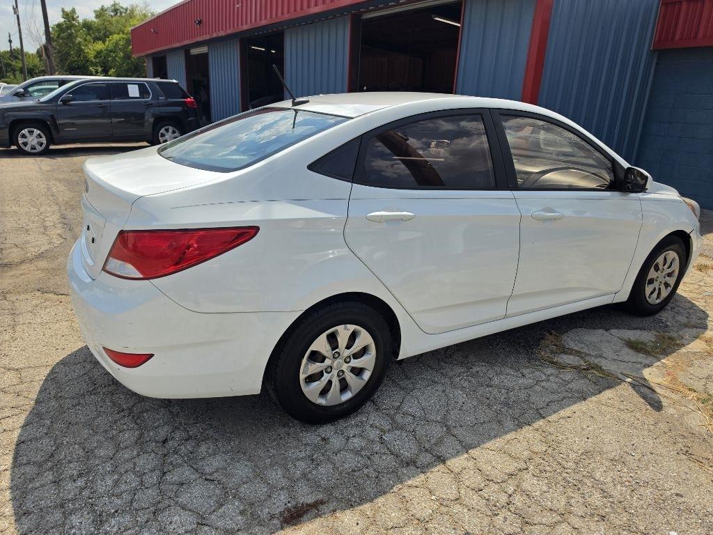 Hyundai Accent  2016