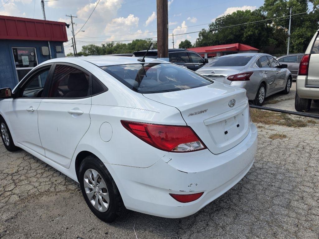 Hyundai Accent  2016