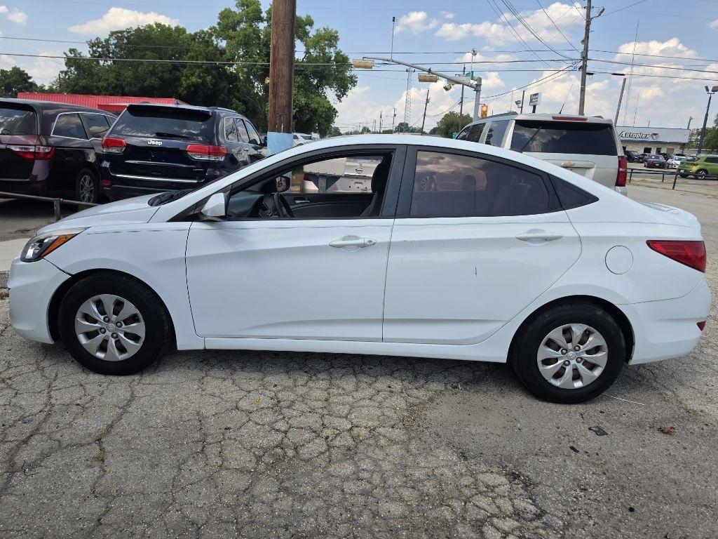 Hyundai Accent  2016