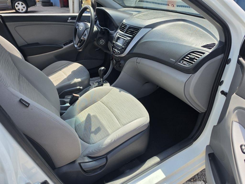 Hyundai Accent  2016