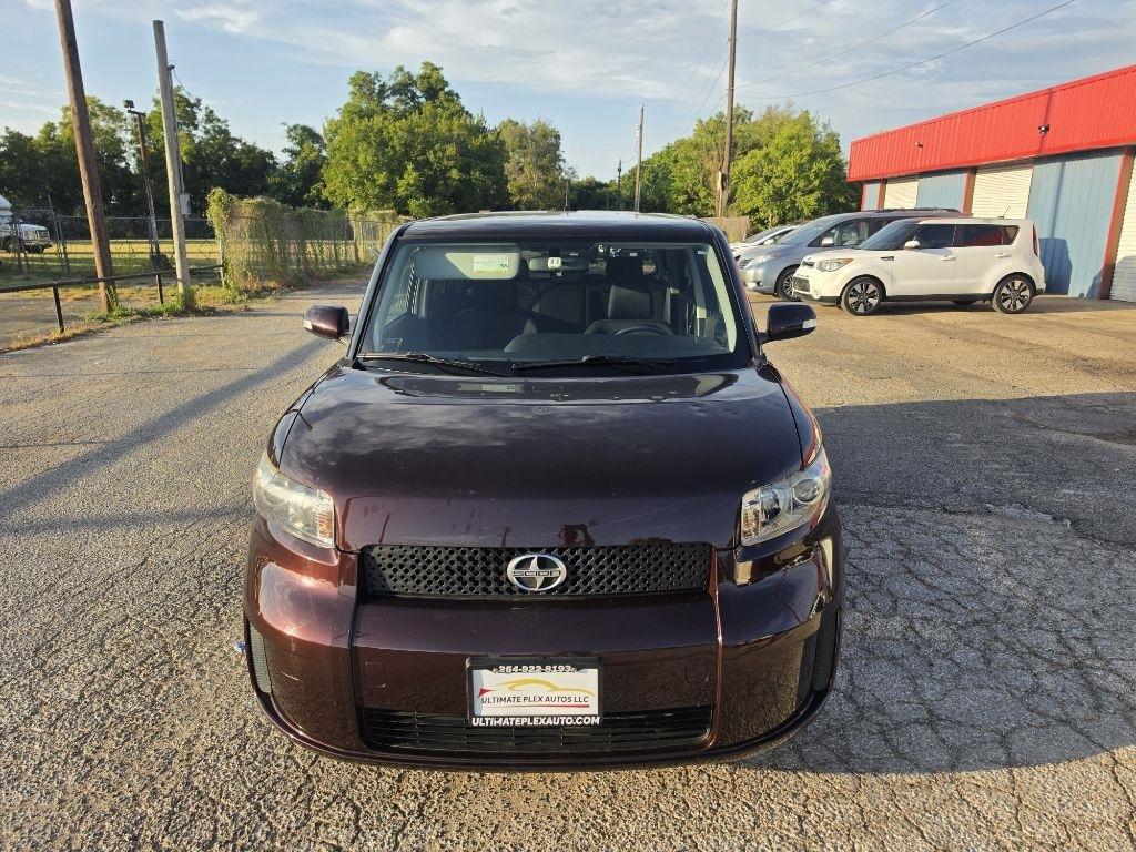 Toyota Scion xB photo 11