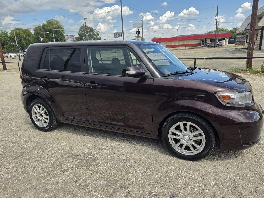 Toyota Scion xB photo 22