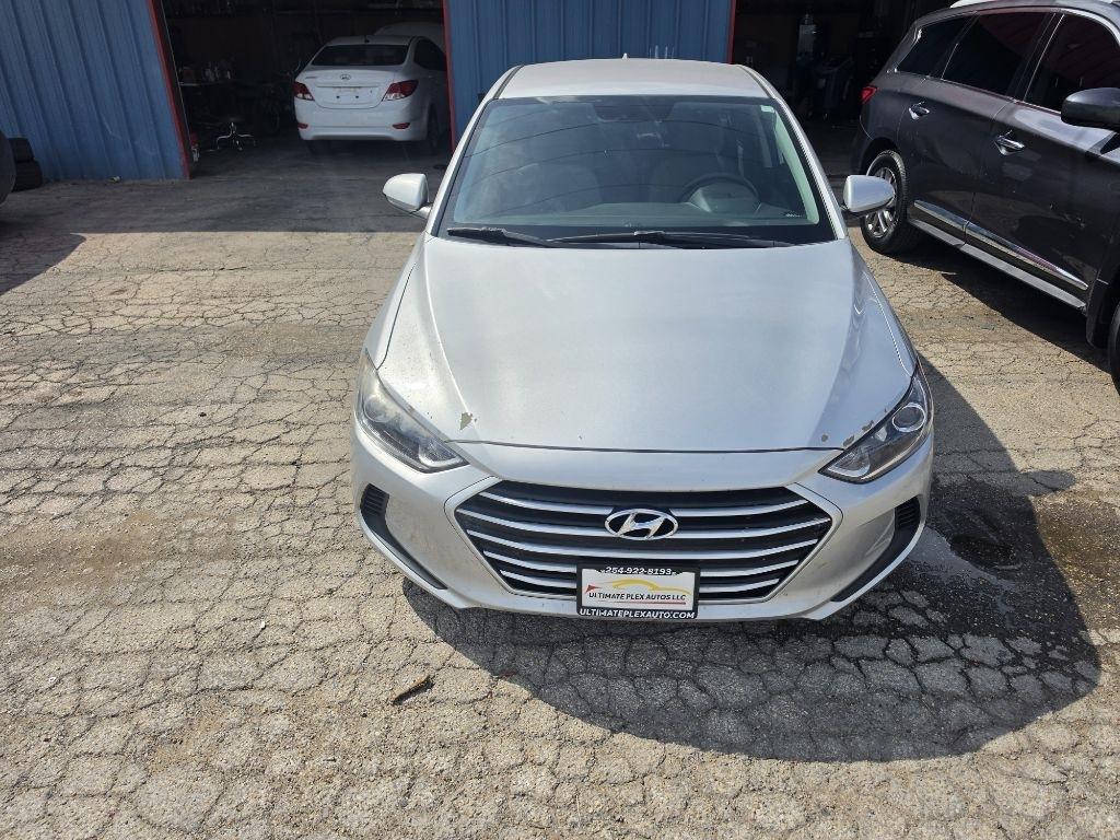 Hyundai Elantra  2018