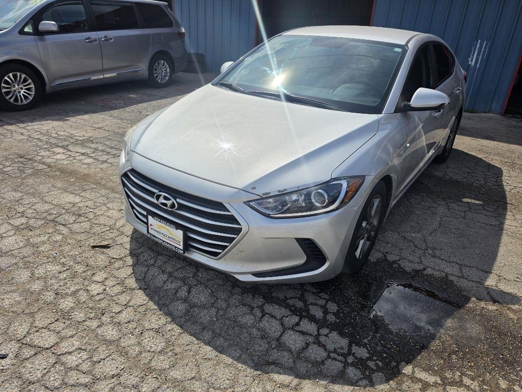 Hyundai Elantra  2018