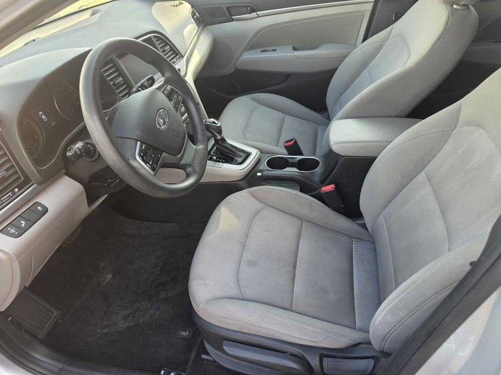 Hyundai Elantra  2018
