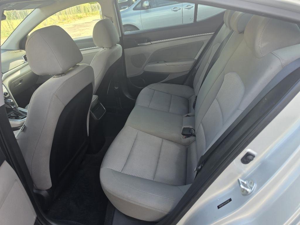 Hyundai Elantra  2018